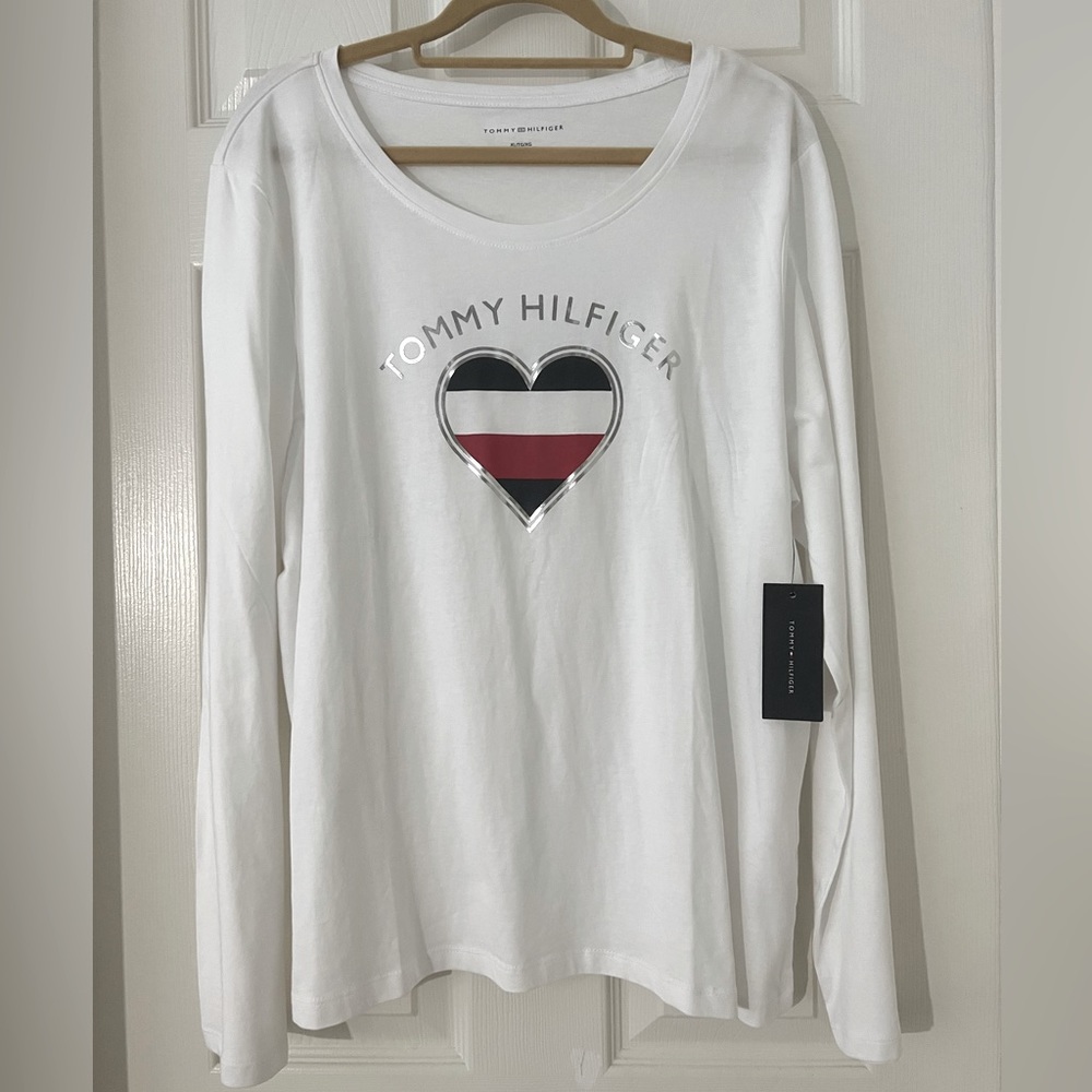 NWT Tommy Hilfiger Preppy Nautical Heart T-shirts